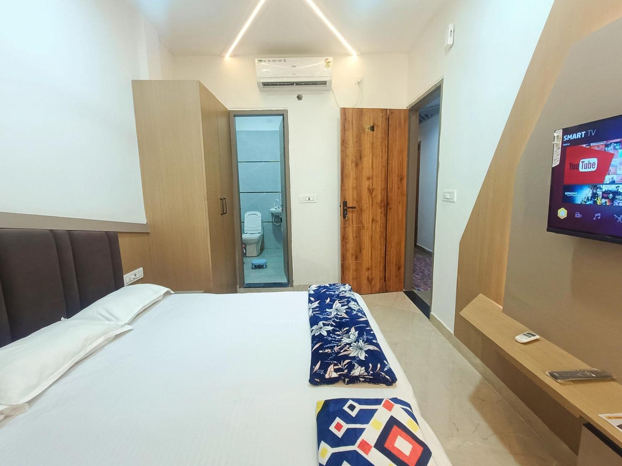 Shri Radha Rani Kripa Dham Otel Mathura Dış mekan fotoğraf